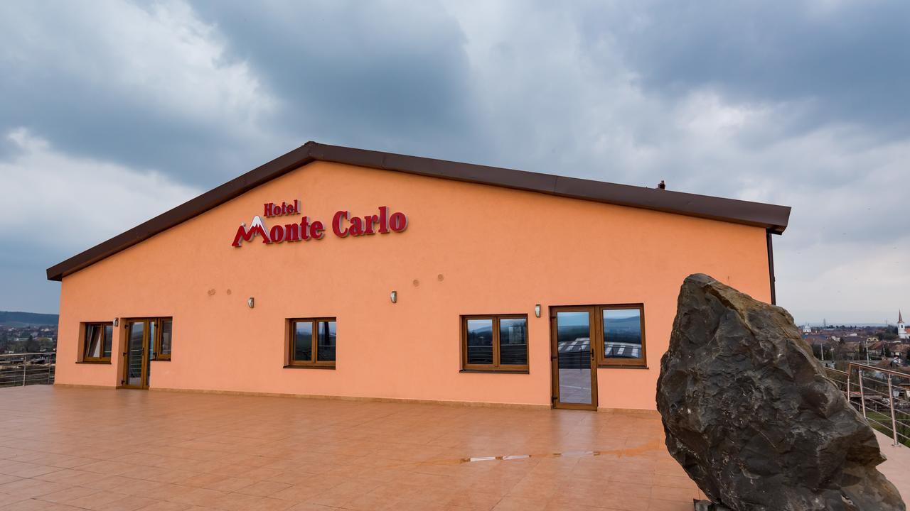 Hotel Monte Carlo Reghin Exteriér fotografie
